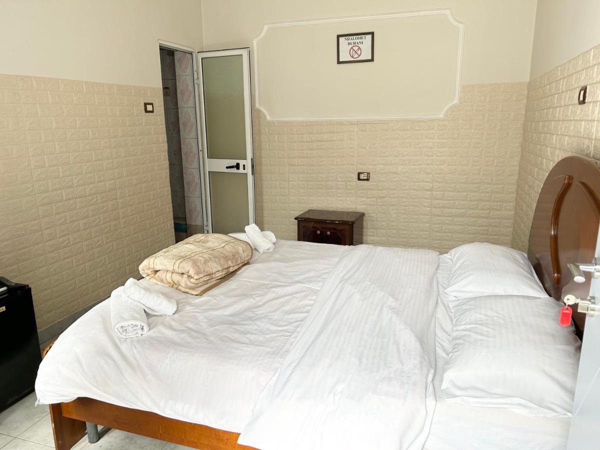 Tirana Inn Hotel Cameră foto